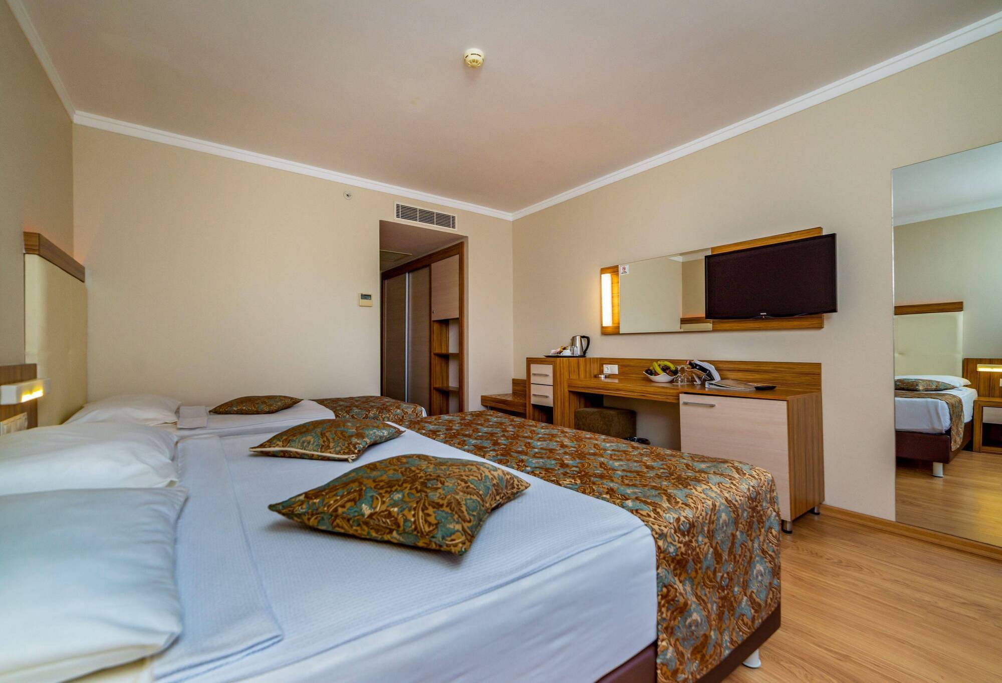 Hane Hotel Kumkoy Bagian luar foto